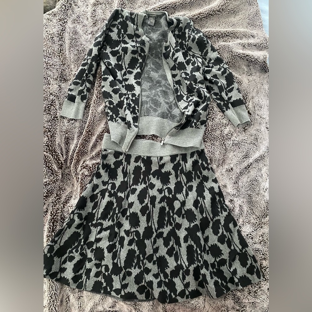 Ann Taylor size S knit cardigan & skirt set